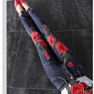 Red Blue Skinny Jeans Floral Embroidery size Small waist 28 inches